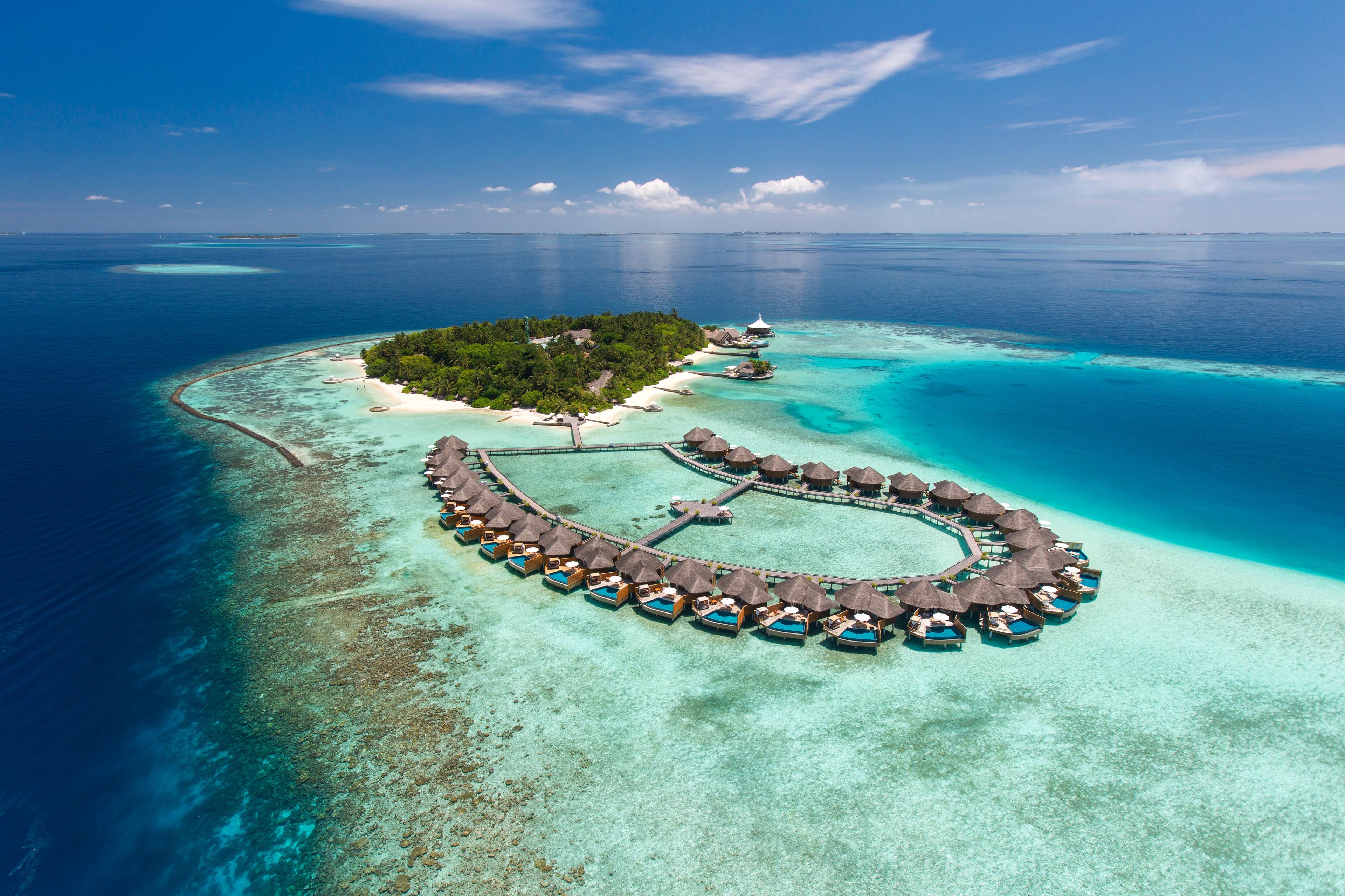 Limited time offer 40% off at luxury 5 Star Baros Maldives