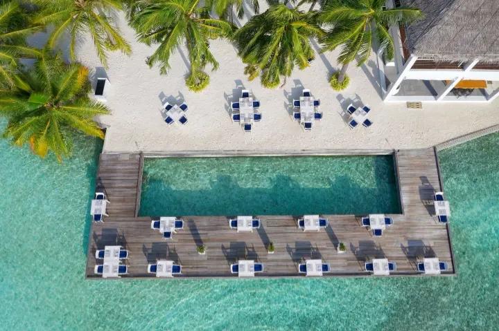 Save 40% at luxury 5 Star Kurumba Maldives in a Superior Room