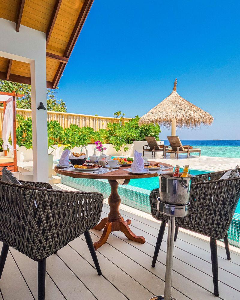 Malahini Kuda Bandos Resort