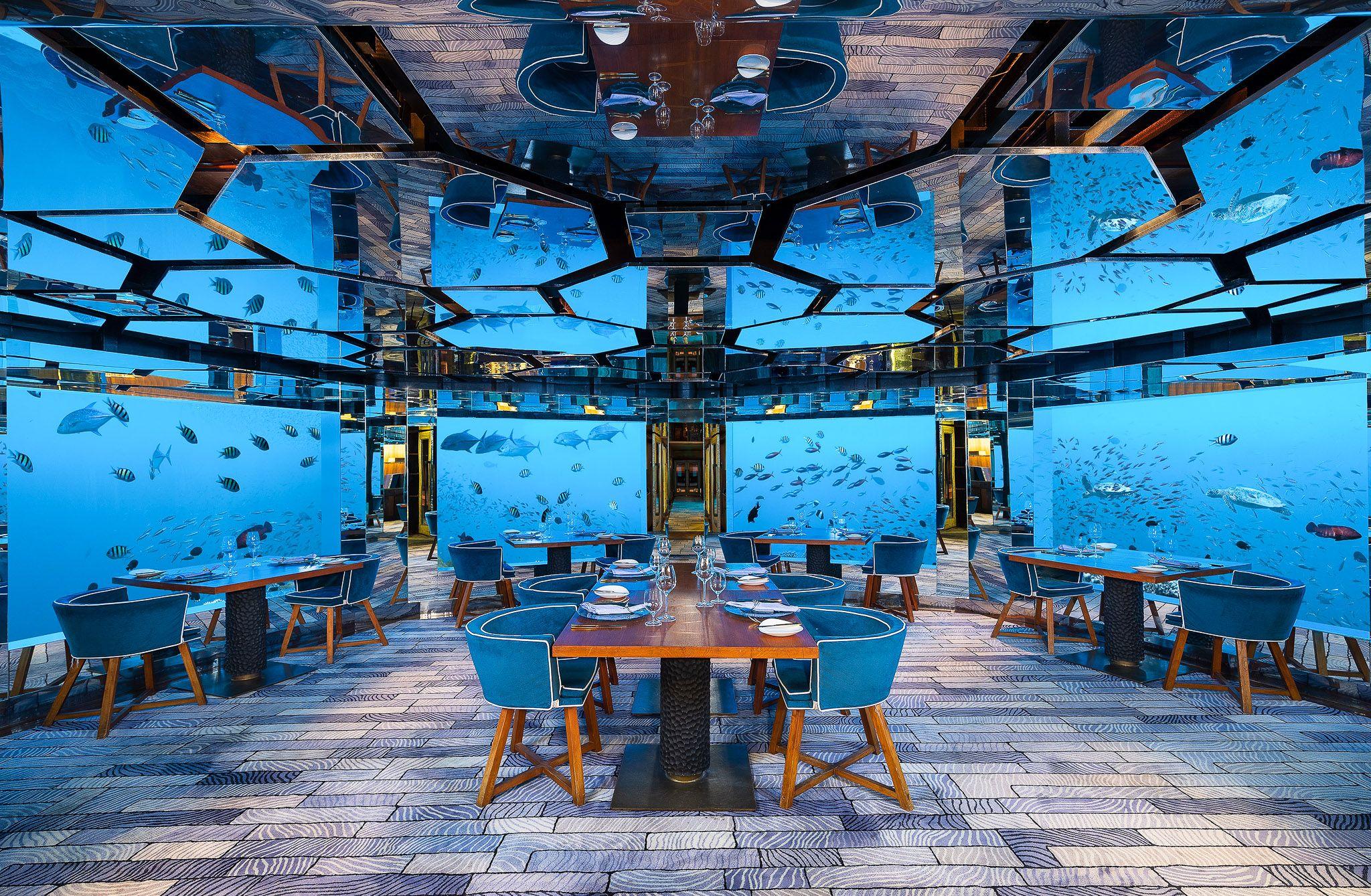 Anantara Kihavah - F&B - Underwater Restaurant - SEA wide interior.jpg
