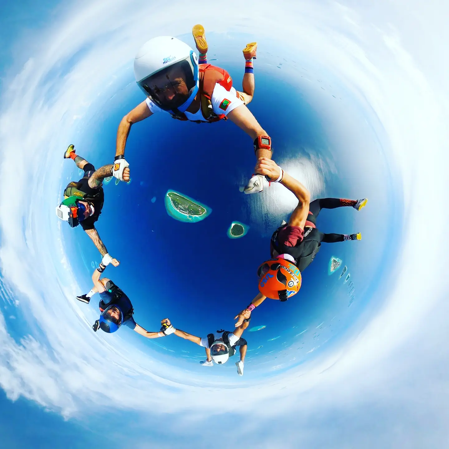 Ifuru-Island-Maldives-Facilities-Activities-Skydiving-Boogie.webp