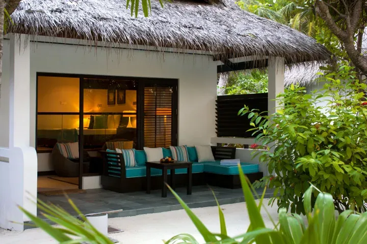 Velassaru-Maldives-Rooms-Deluxe-Bungalow-Outdoor-Terrace-sm.webp